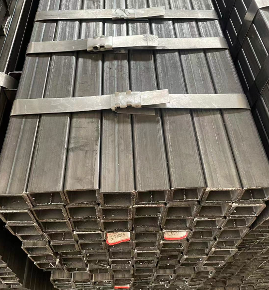 黄浦工业用梯子 镀锌管焊接梯子 铁梯子方管梯